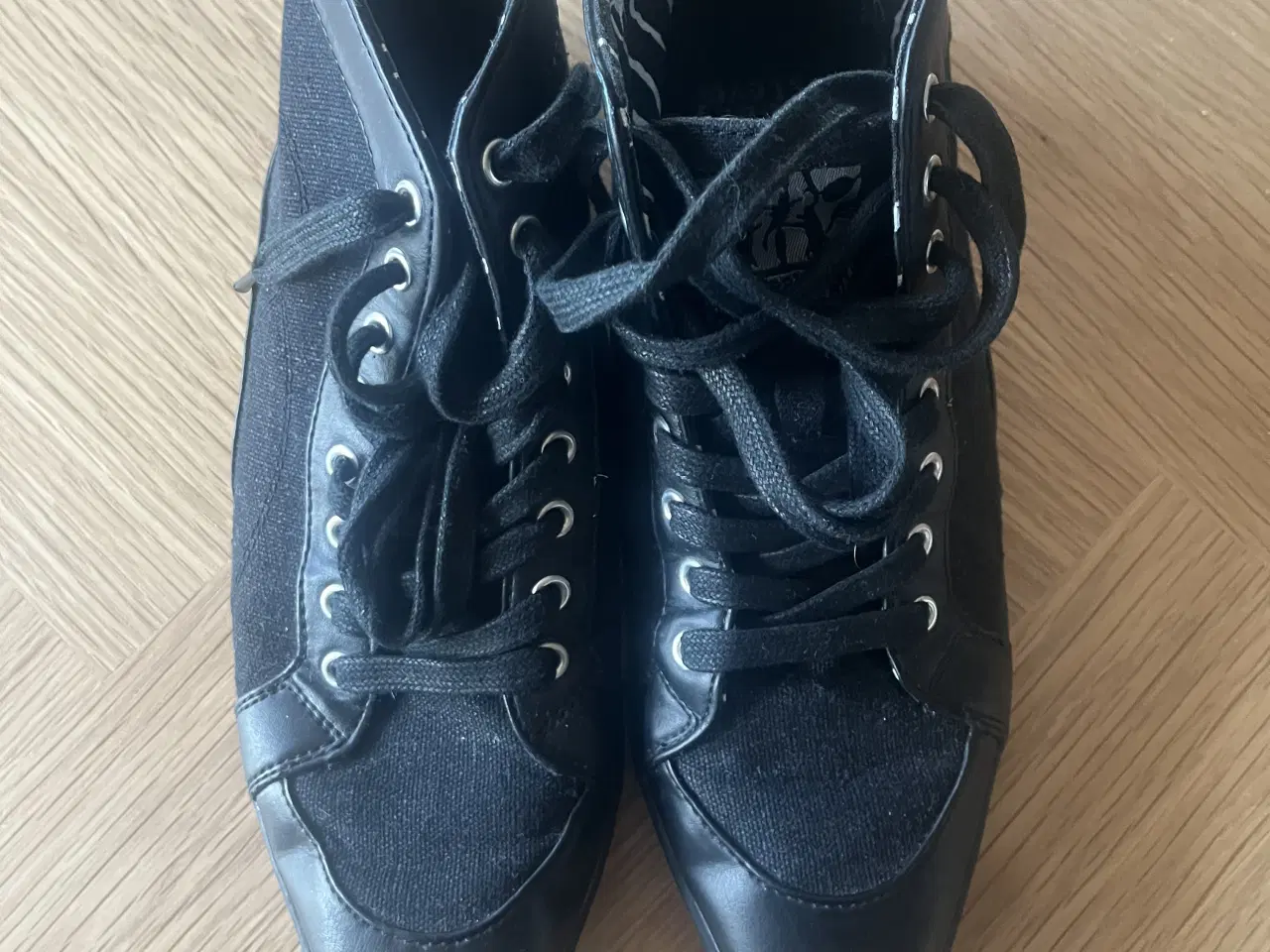 Billede 1 - Sorte sneakers fra Sneaky Steve