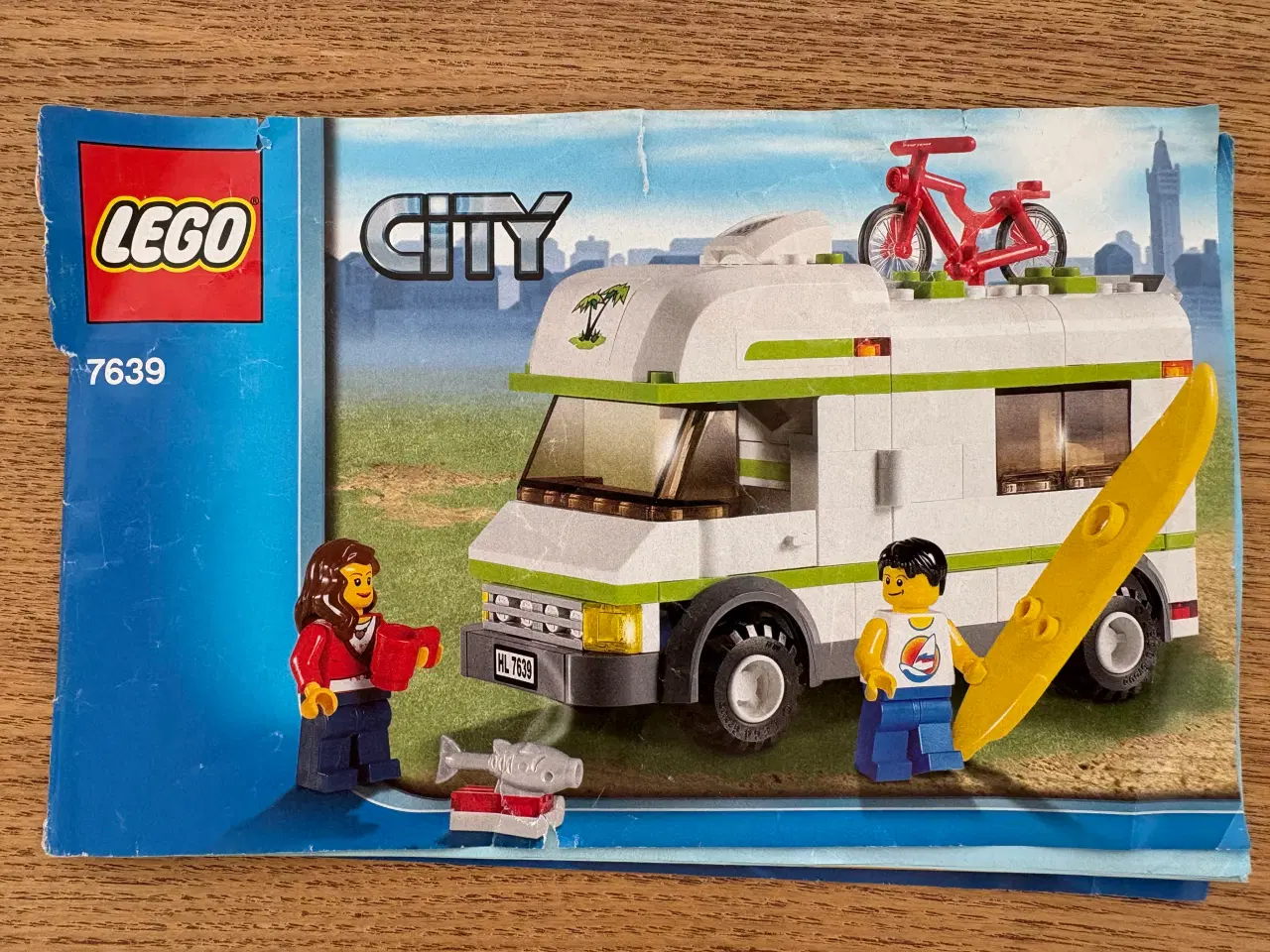Billede 2 - LEGO City 7639 – Campervan (2009) — Udgået