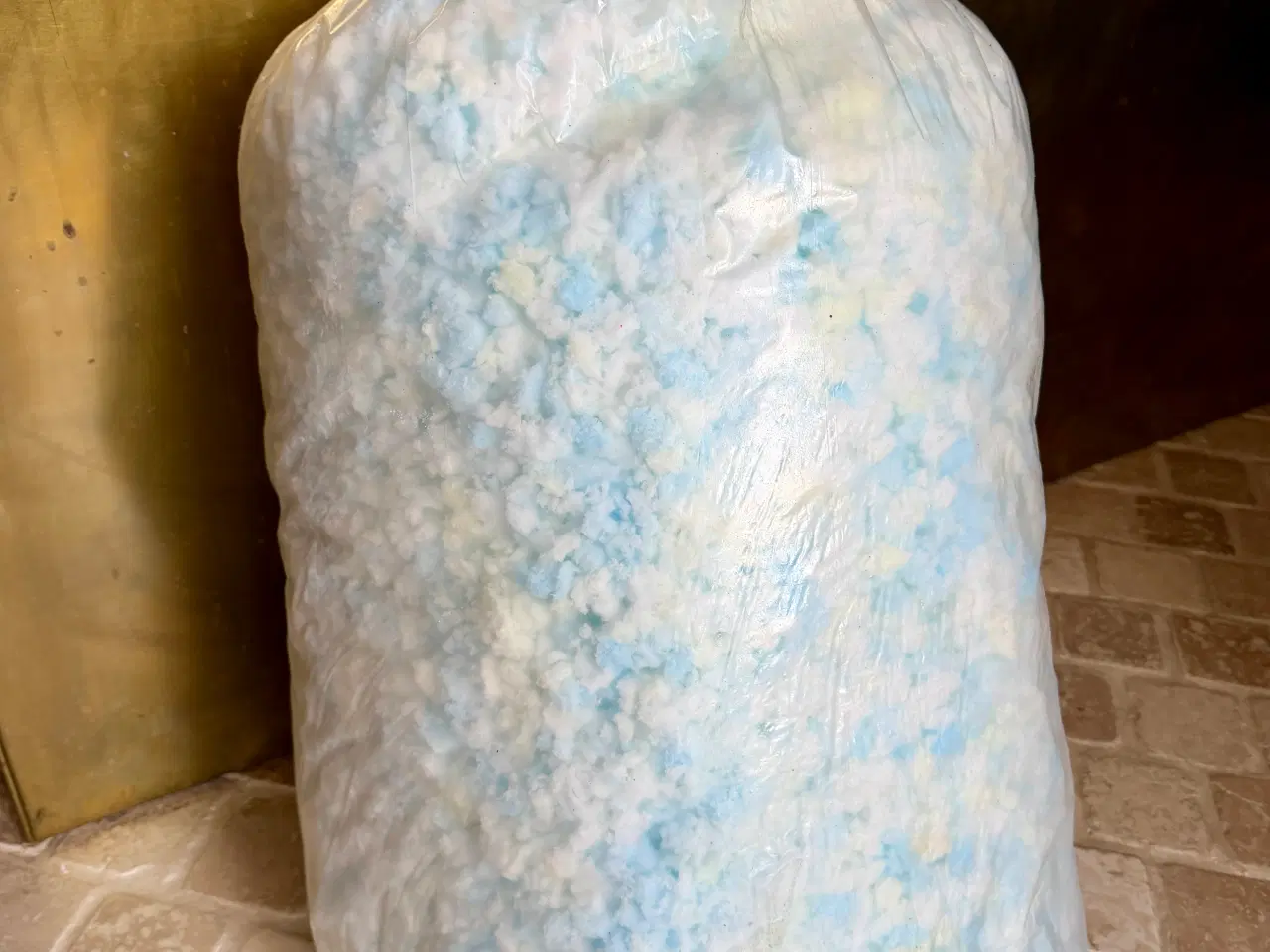 Billede 1 -  4 stk Granulat – Findelt skum – 100 L