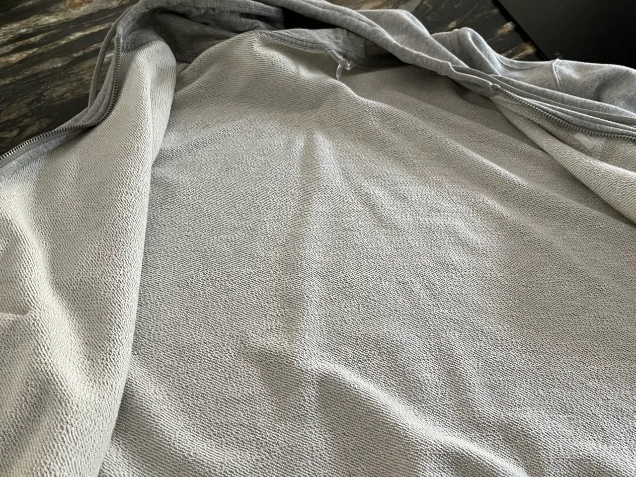 Billede 5 - Adidas hættetrøje med gennemgående lynlås