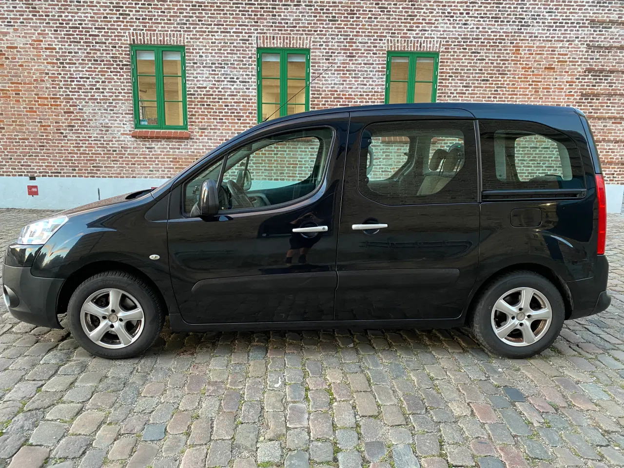 Billede 7 - Peugeot Partner Tepee 1.6 hdi – Nysynet,