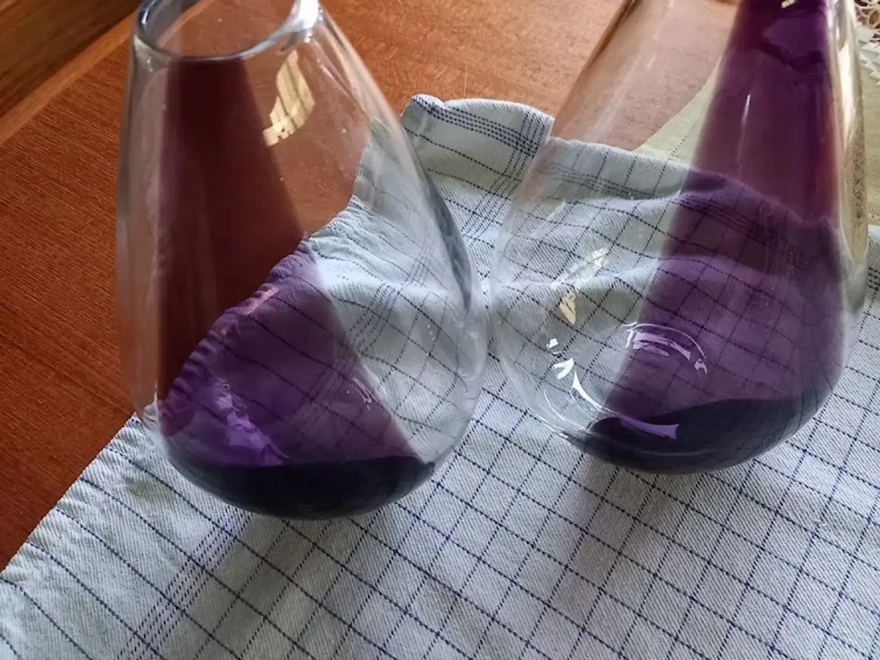 Billede 3 - 2 massive glasvaser