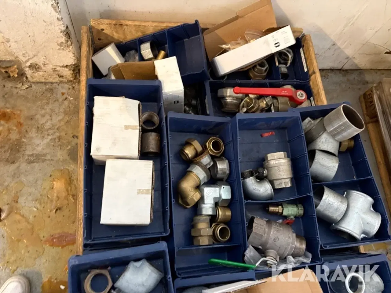 Billede 5 - Stort lot, vvs-komponenter - 9 paller