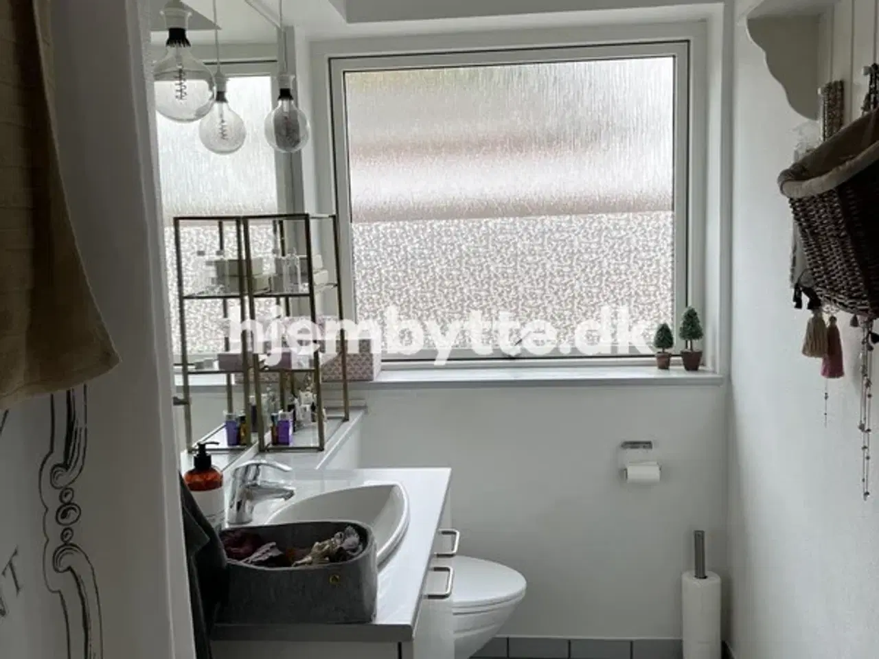 Billede 10 - Hjembytte - NærumHovedgade