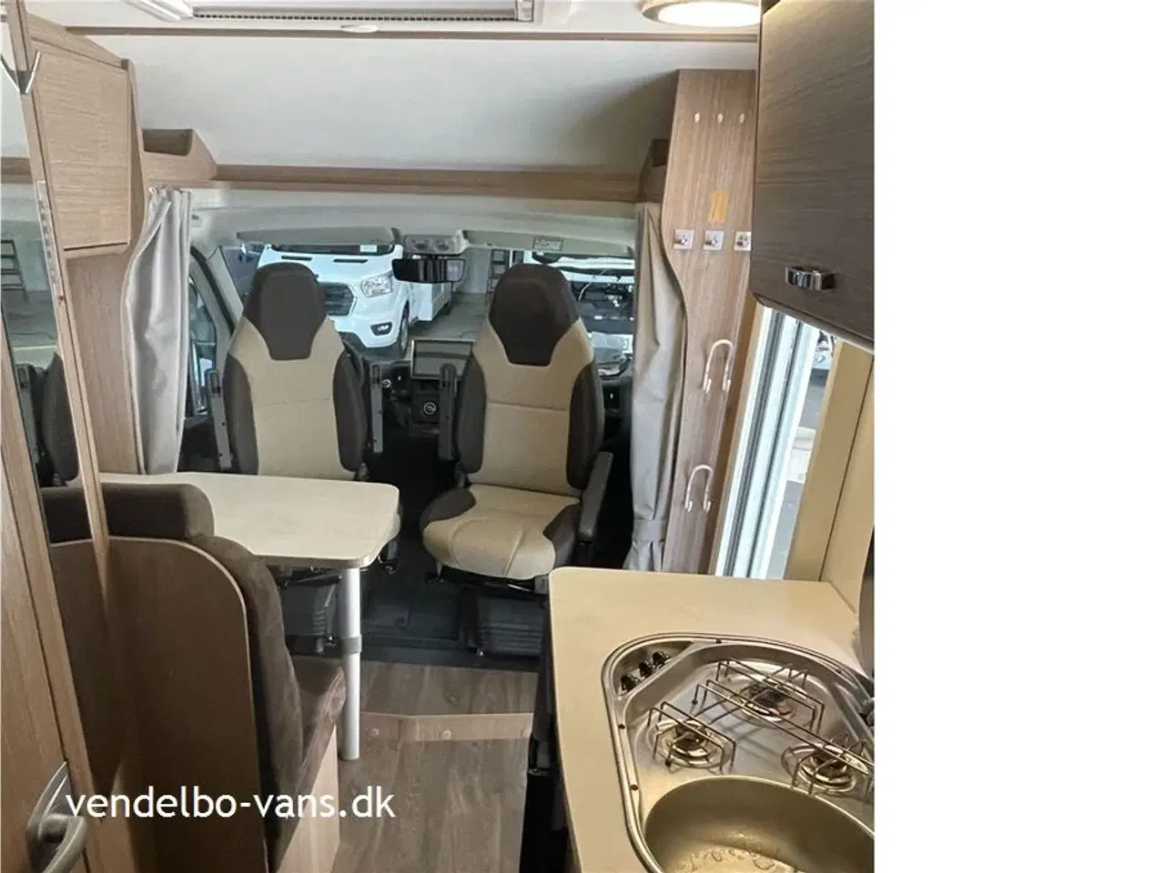 Billede 9 - 2019 - Carado V337   Enkeltsenge og høj garage