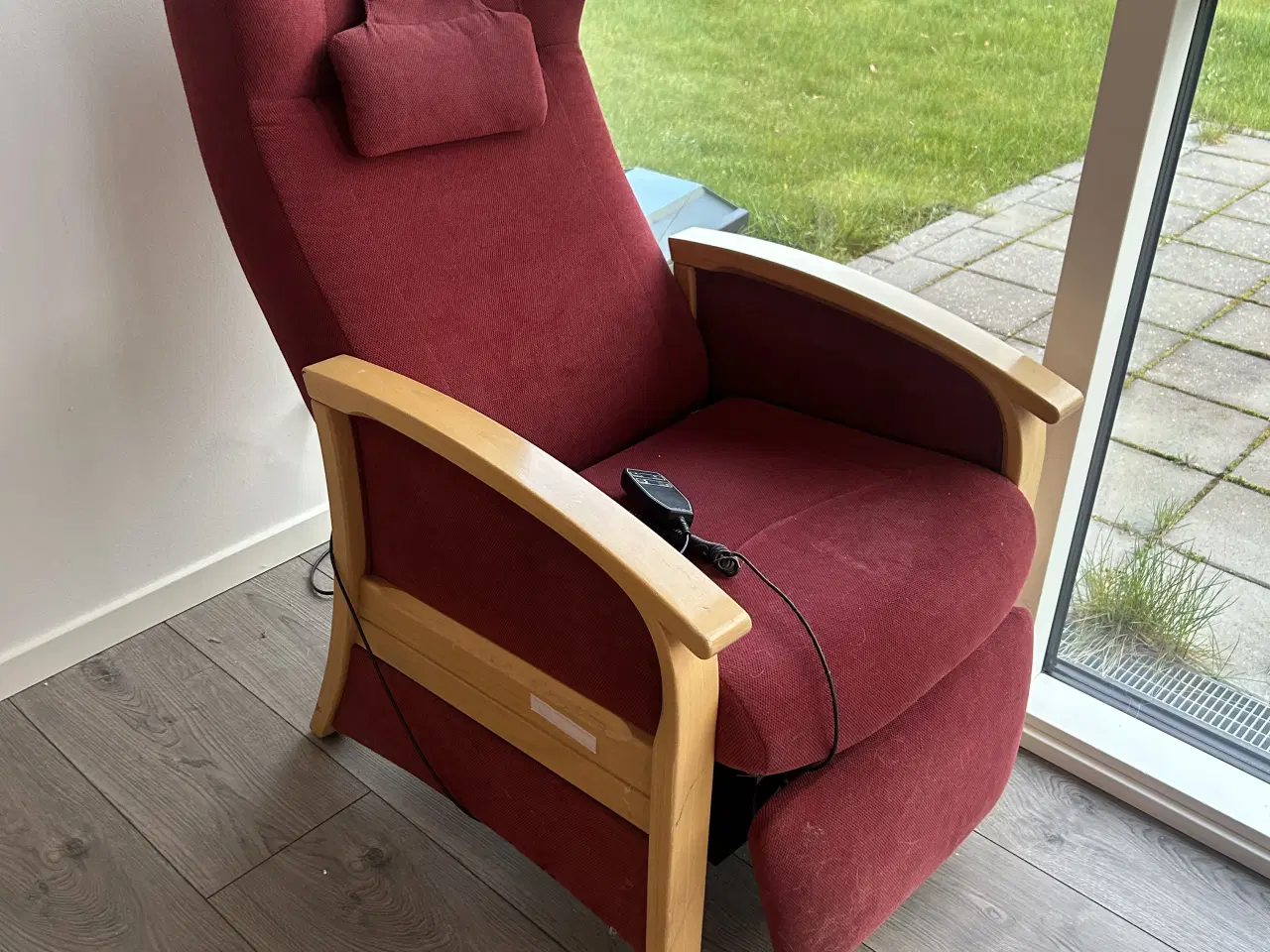 Billede 2 - Otium stol med sæde løft og ben løft