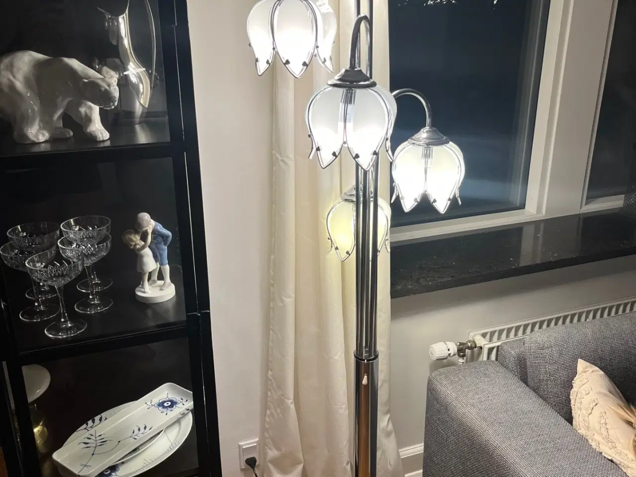 Billede 1 - Tulipanlampe i hvid, sjælden model