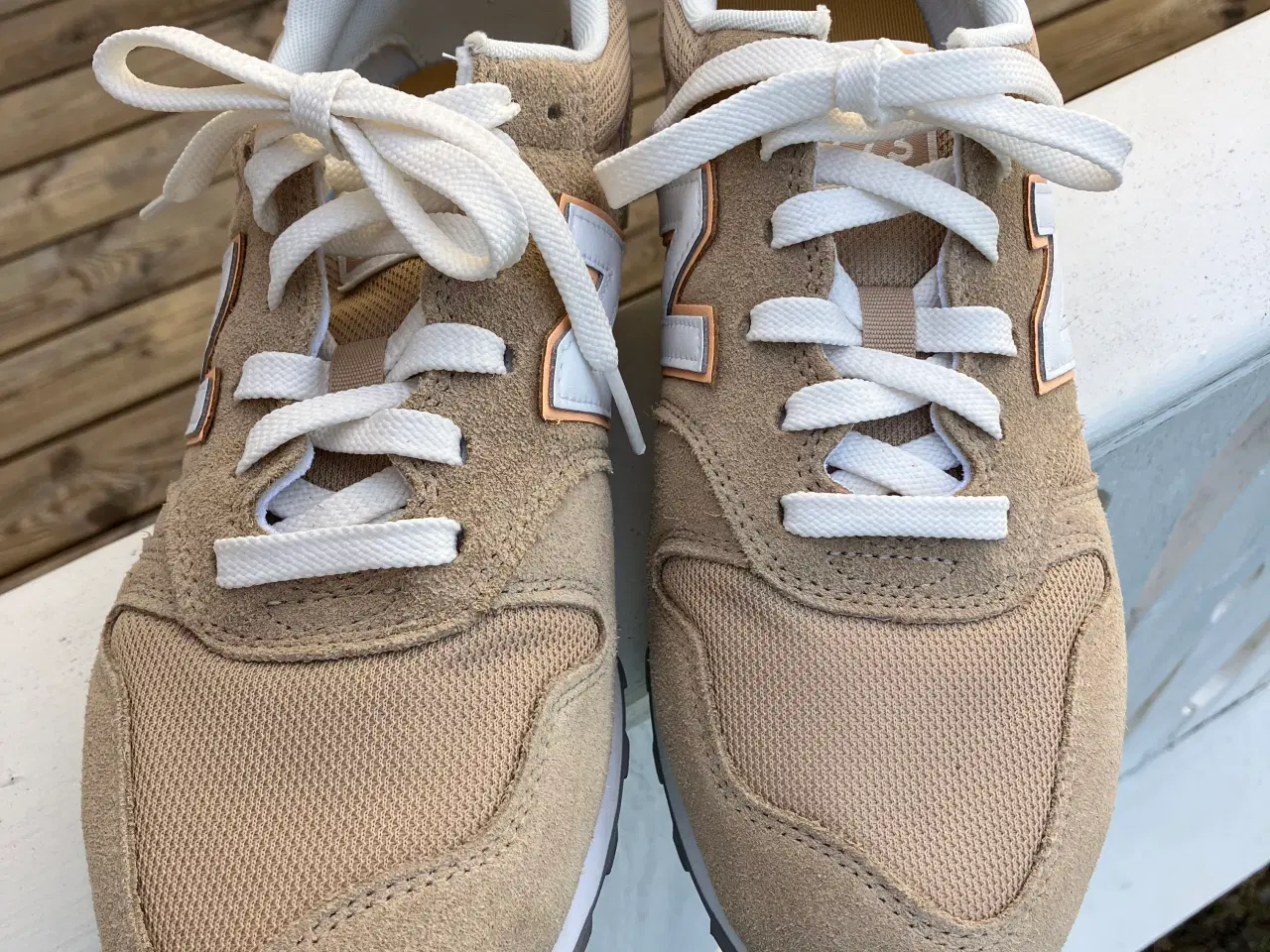 Billede 8 - New Balance str. 41,5