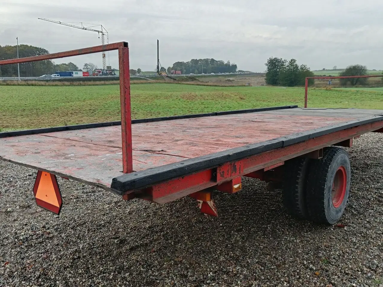 Billede 1 - - - - Halm vogn, rundballer og firkantet