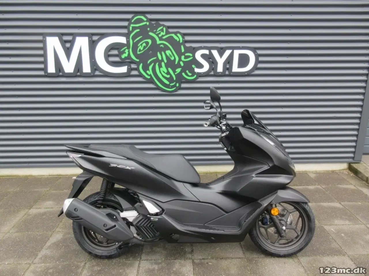 Billede 1 - Honda PCX 125 MC-SYD BYTTER GERNE