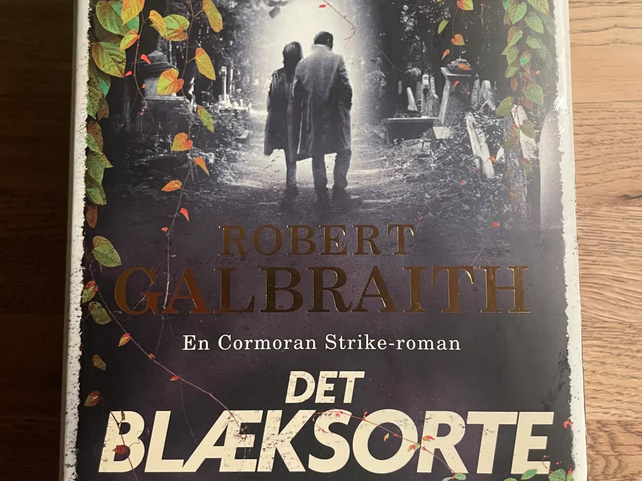 Billede 1 - Det blæksorte hjerte, Robert Galbraith