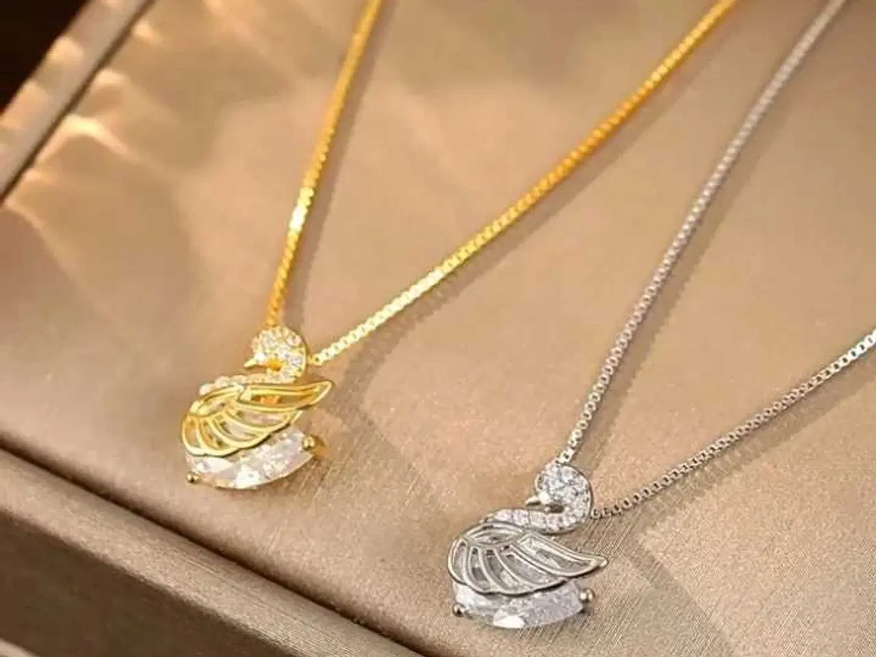 Billede 2 - Guld halskæde 