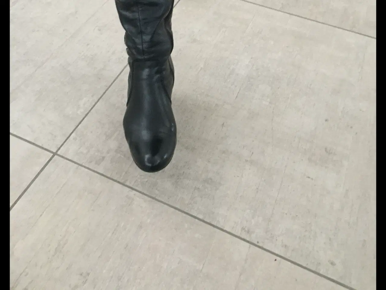 Billede 6 - Damestøvler i skind