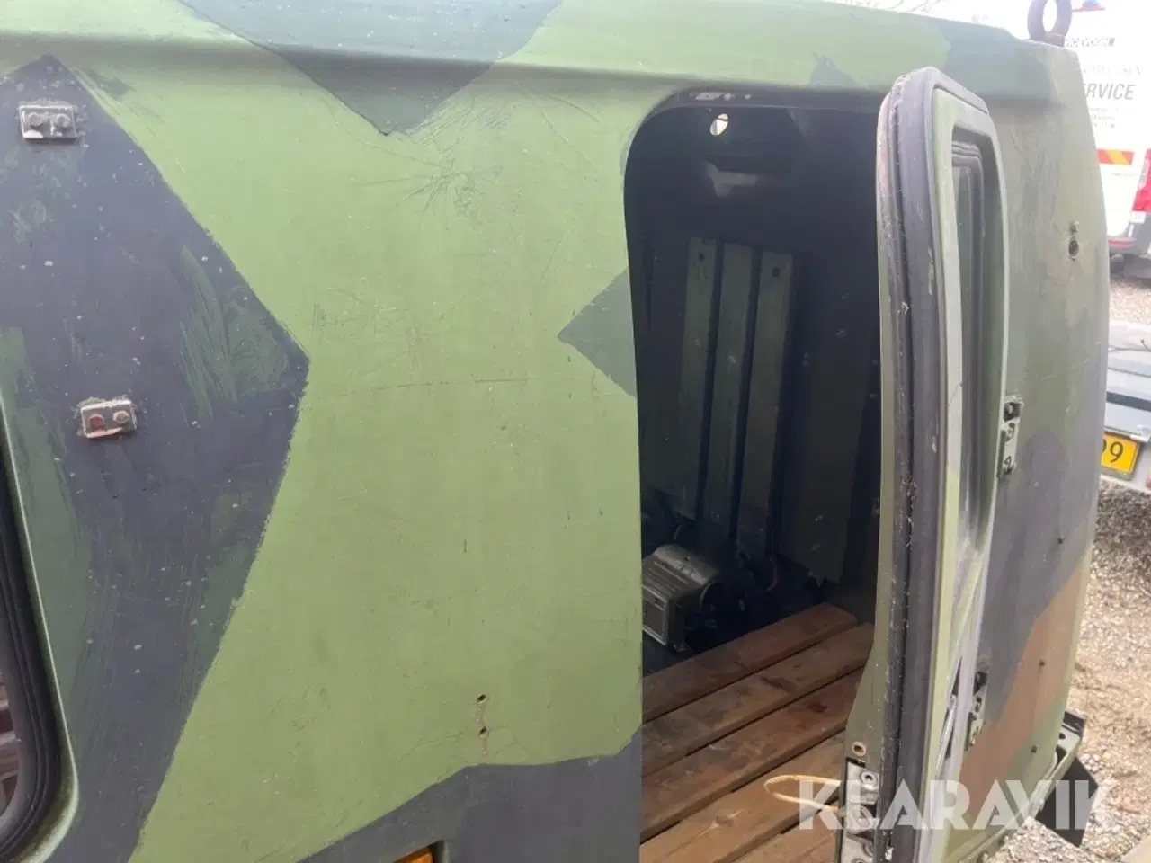 Billede 12 - Glasfiberkasse til militær køretøj