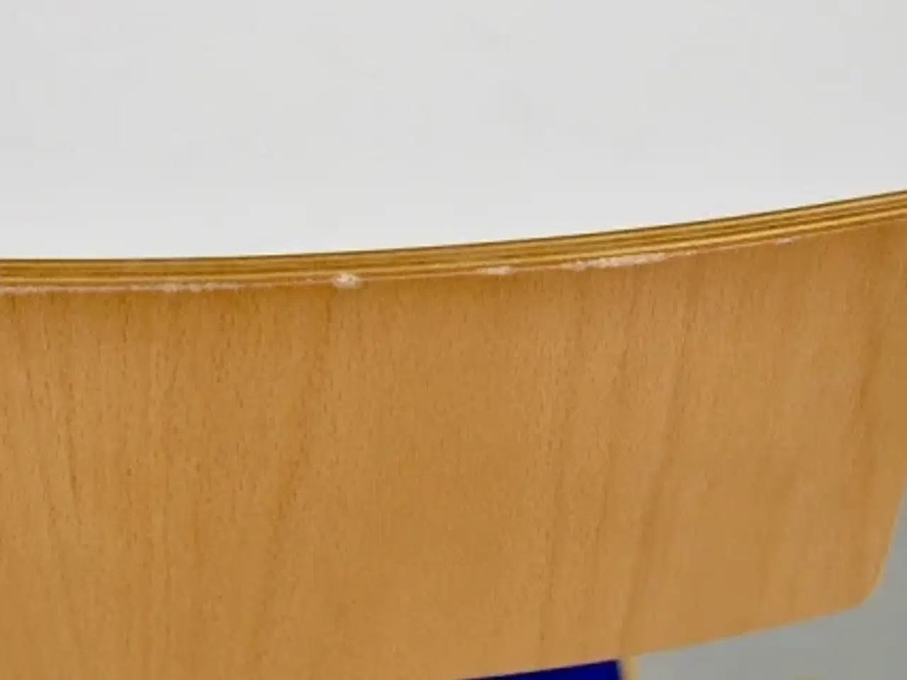 Billede 6 - Konference-/ kantinestol i bøg, med blå polster på sædet