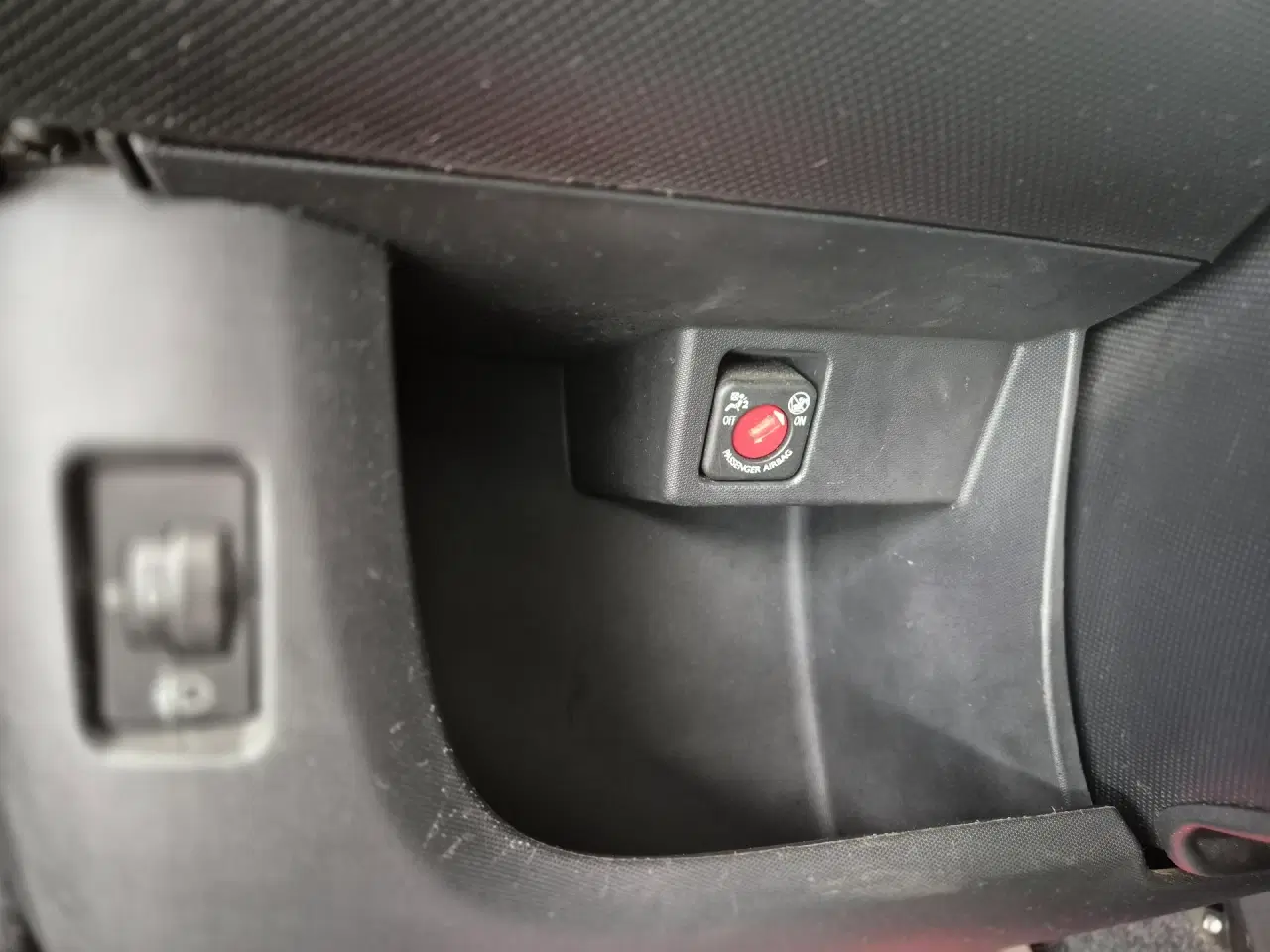 Billede 8 - Peugeot 107 1,0 Champion Access 68HK 3d