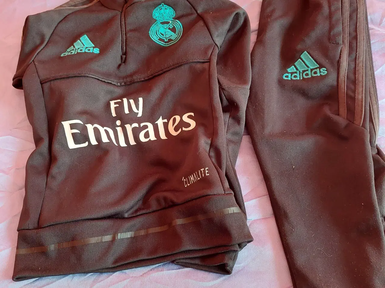 Billede 5 - Fritidstøj, bukser med hættetrøje, Adidas, str. 10