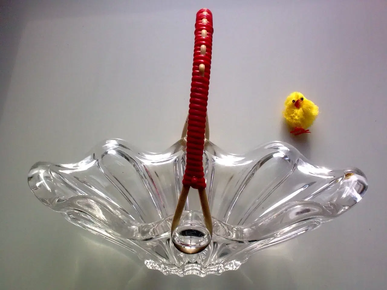 Billede 1 - Glaskurv aflang facet glaskål retro viklet flet 