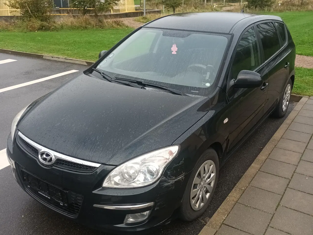 Billede 3 - HYUNDAI I30 1.6 CDRI 2009 340000km TRÆK. LÆS TEXT 