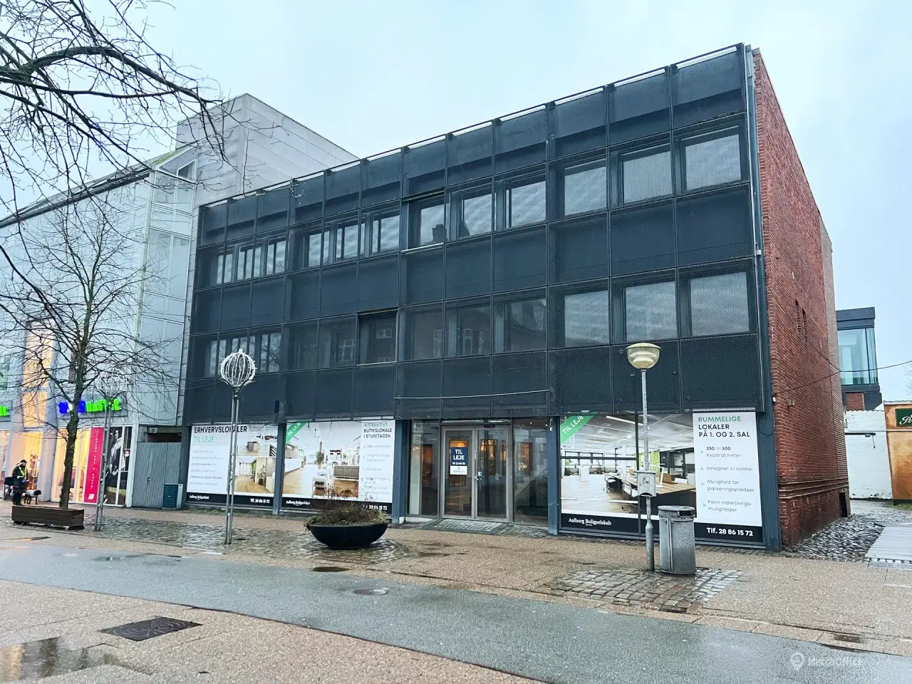 Billede 1 - Centralt beliggende kontorlejemål i hjertet af Hjørring