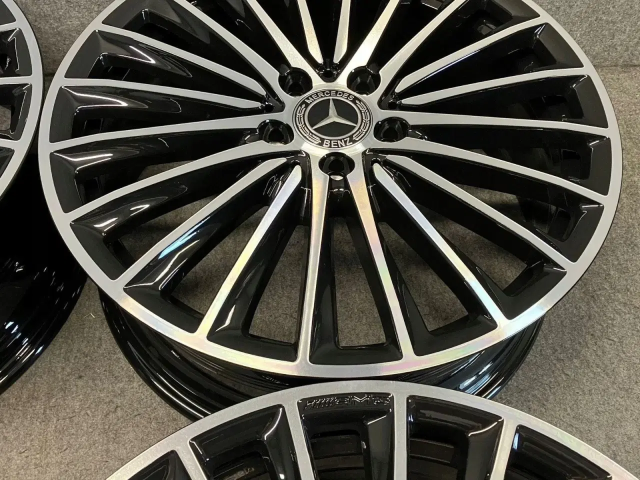 Billede 3 - ALUFÆLGE MERCEDES A og CLA KLASSE AMG A177 W177 17