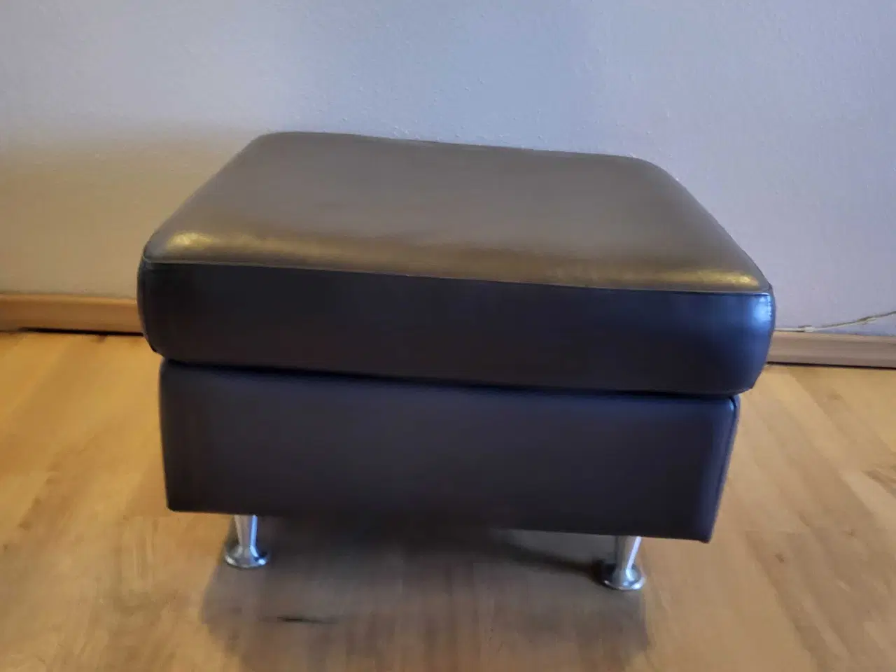 Billede 2 - Sofasæt i grå læder