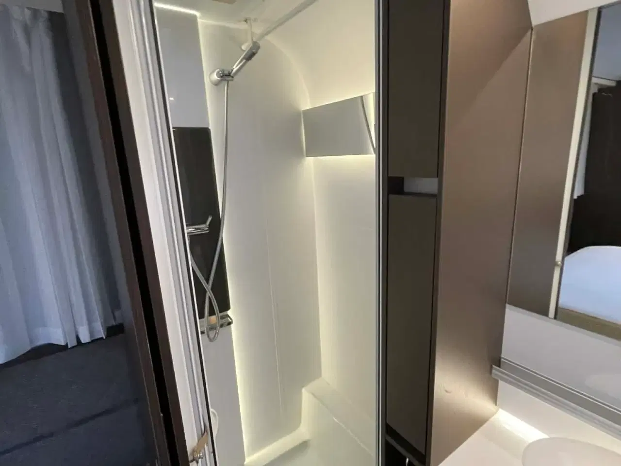 Billede 11 - 2021 - Adria Alpina 663 HT