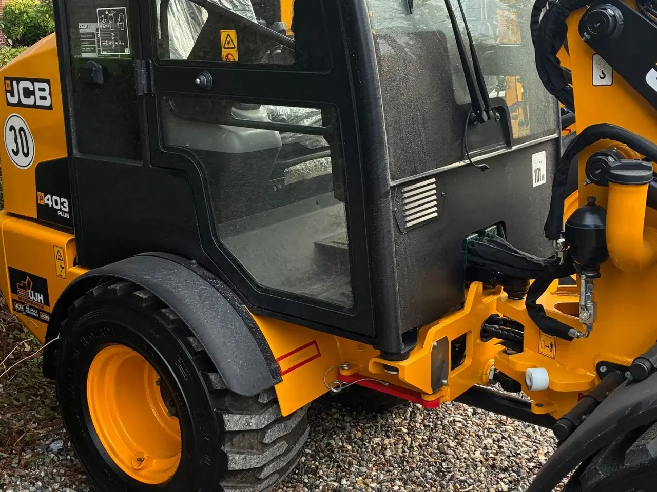 Billede 2 - JCB 403 Plus Agri Med kabine og 30 km/t