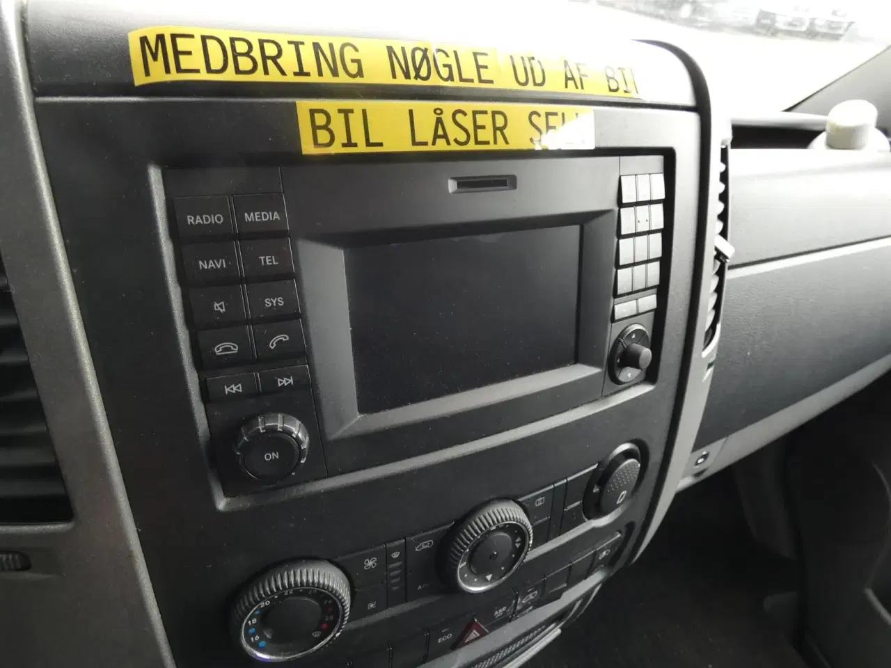 Billede 8 - Mercedes-Benz Sprinter 316 KASSEVOGN AUT, 2 SKYDEDØRE 2,1 CDI R2 163HK Van Man.