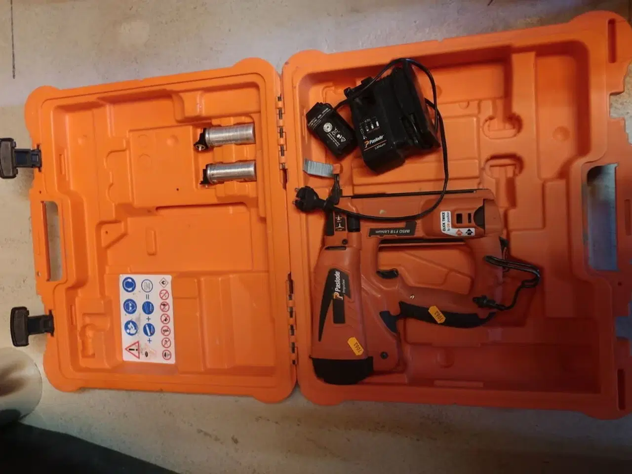 Billede 1 - Stiftepistol PASLODE IM50 F18