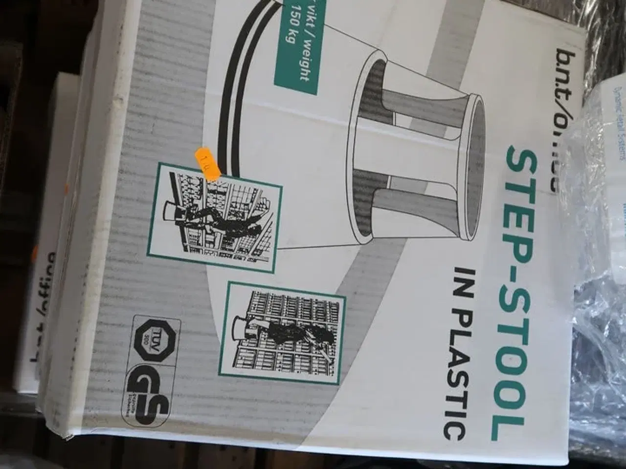 Billede 3 - 3 kasser taburetter GS TUVSÜD Model: Step Stool
