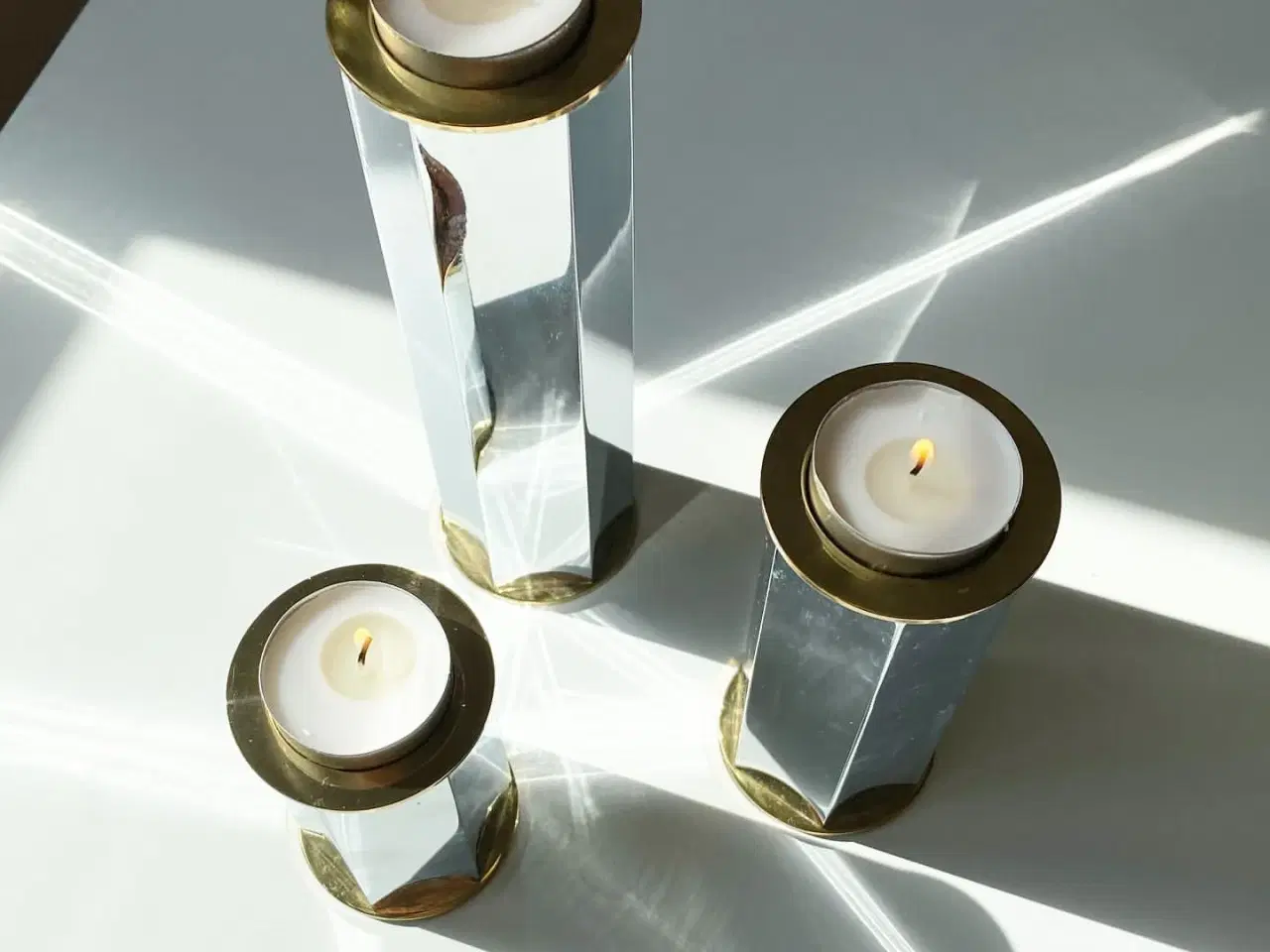 Billede 3 - Fyrfadsstager, kantede, blandede metaller, sæt a 3 stk