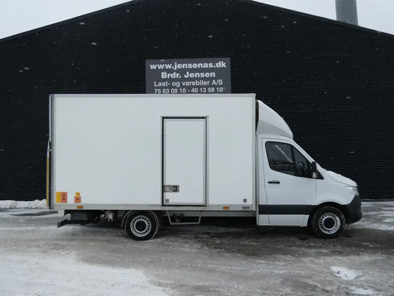 Billede 3 - Mercedes-Benz Sprinter 314 2,1 CDI A1 Alu kasse med lift 143HK Ladv./Chas. Aut.