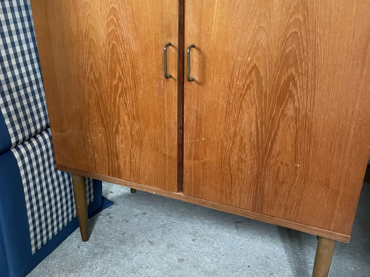 Billede 1 - Teak skab designet af Hans Olsen