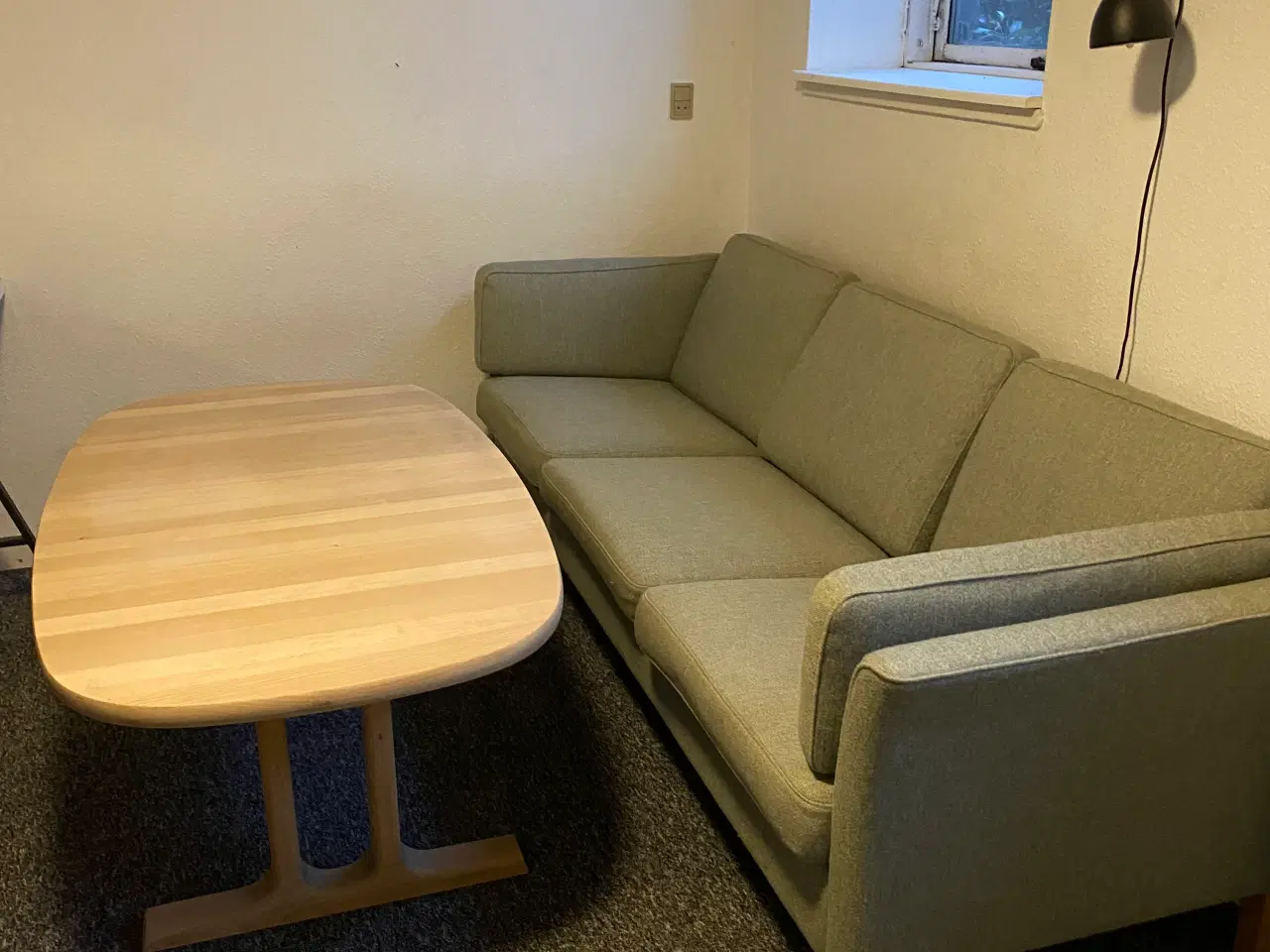 Billede 2 - 3 Pers sofa og bord