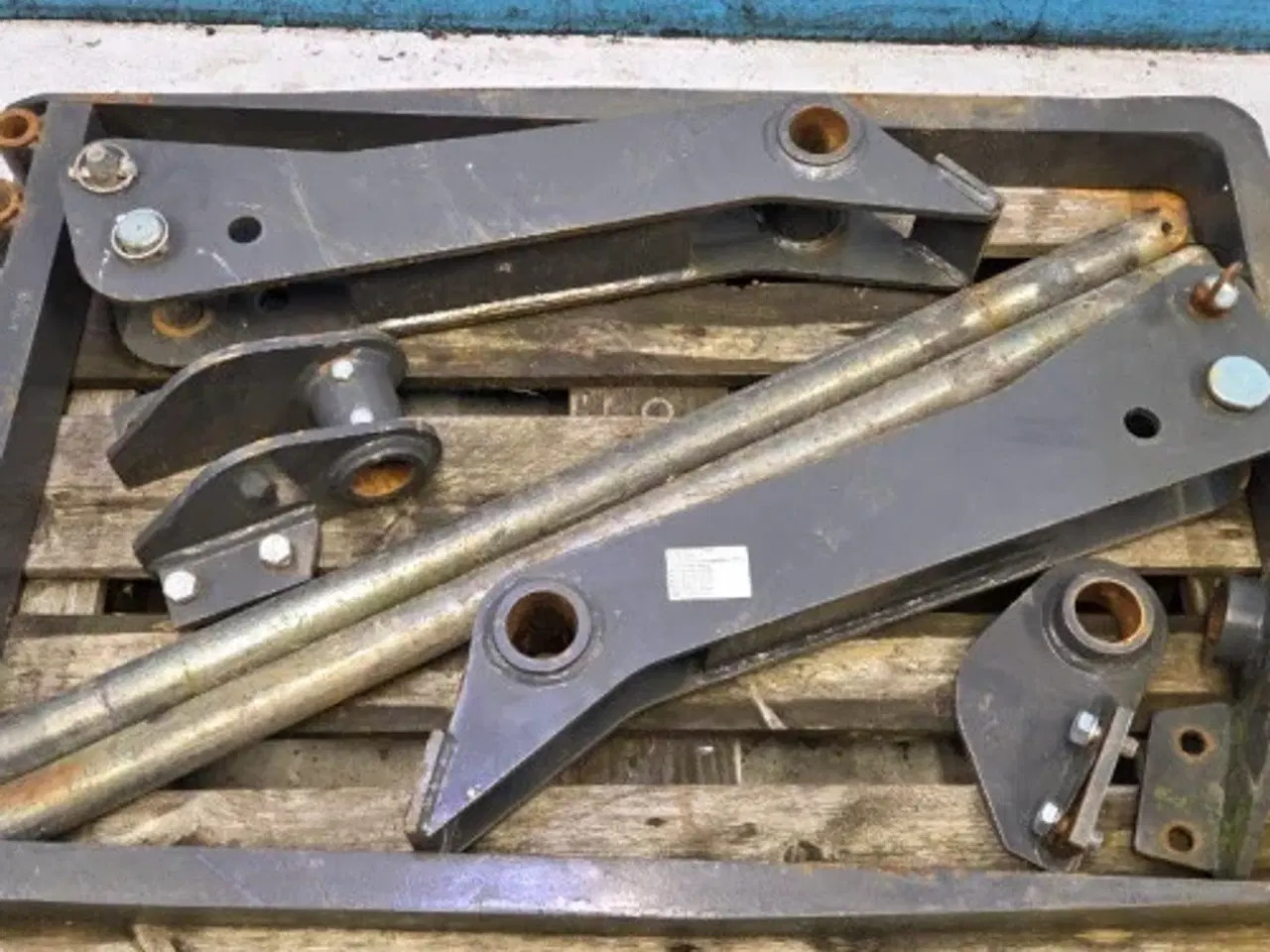 Billede 2 - New Holland B115C Pallegafler Kit 87310367