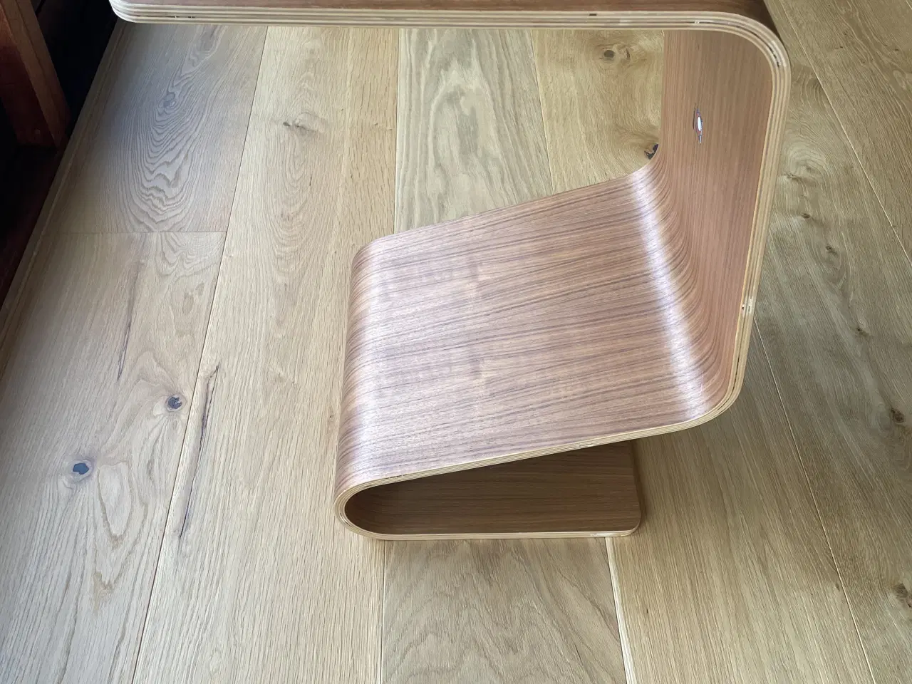 Billede 7 - Sidebord med avisholder