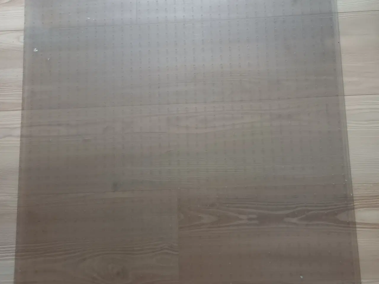 Billede 1 - Stoleunderlag m/pigge