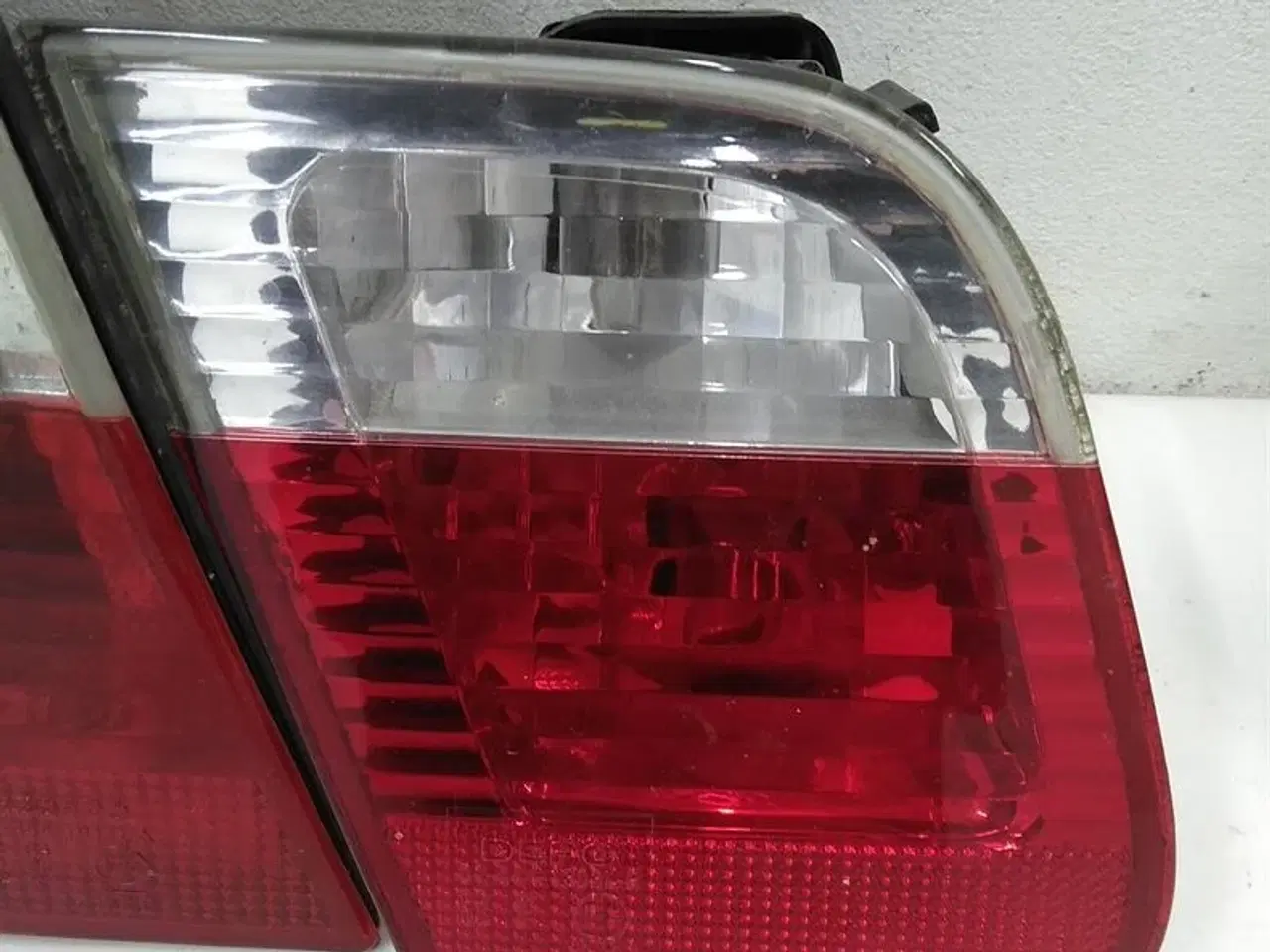 Billede 6 - Baglygter rød/hvide facelift upgrade A61306 BMW E46