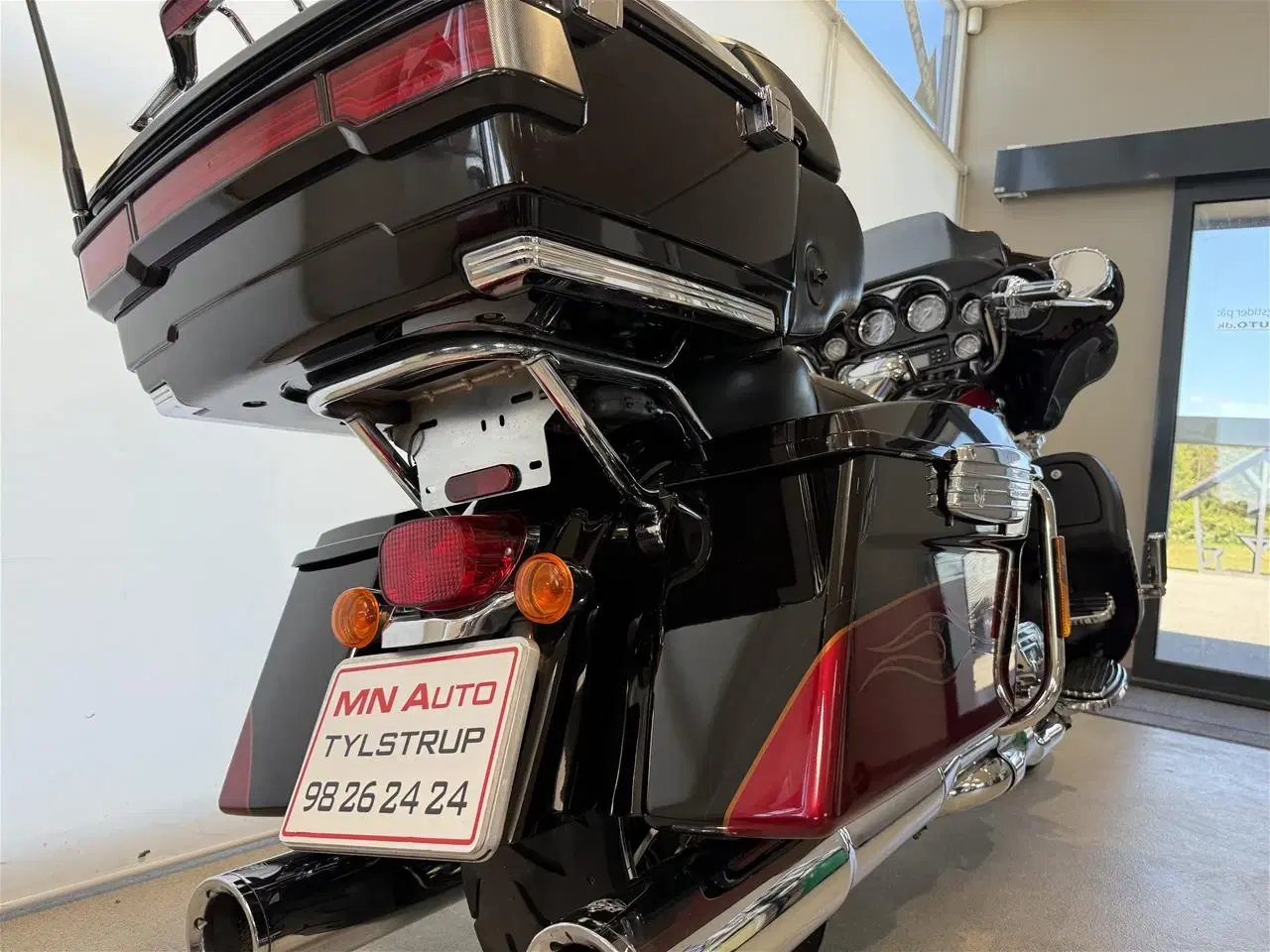 Billede 9 - Harley-Davidson FLHTCUSE Electra Glide Ultra Classic CVO 110"