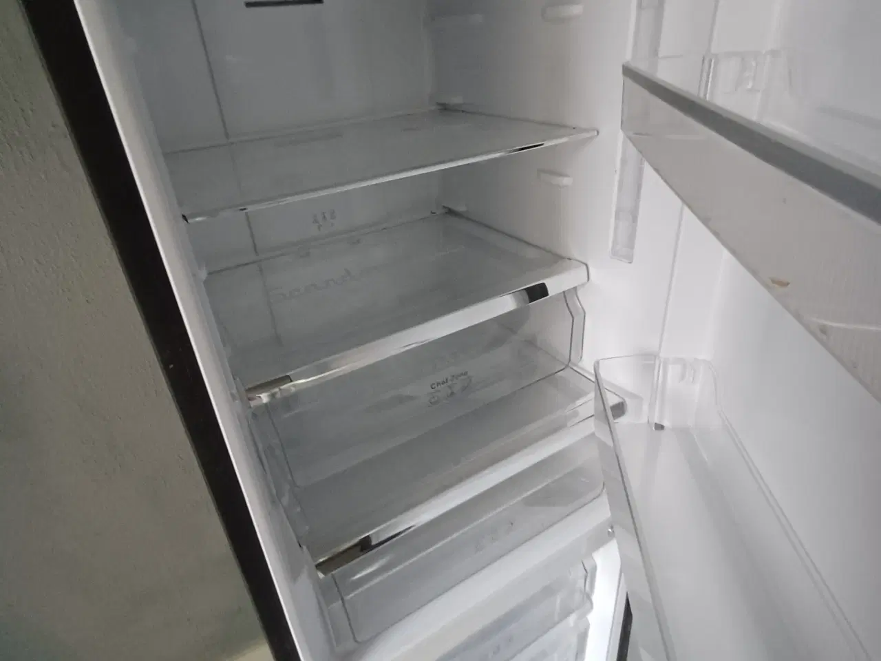 Billede 2 - Køle-fryseskab