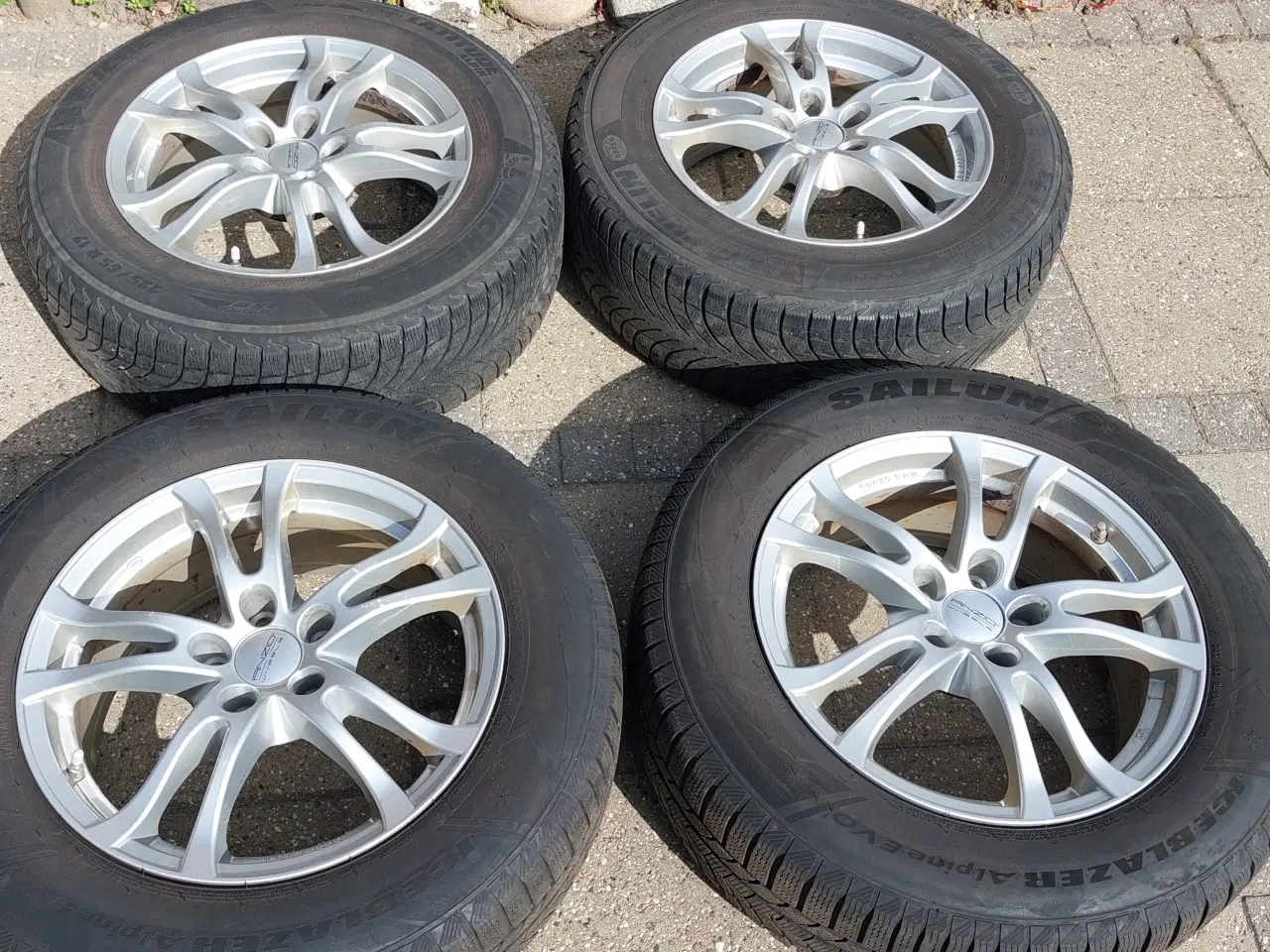 Billede 1 - Toyota RAV4 Vinterdæk 225-65-R17 106H