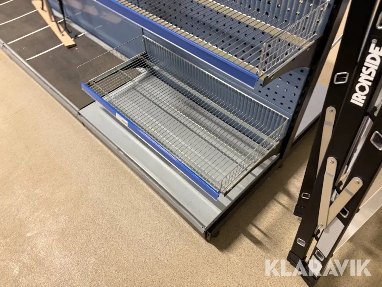 Billede 9 - Værksteds/butik inventar