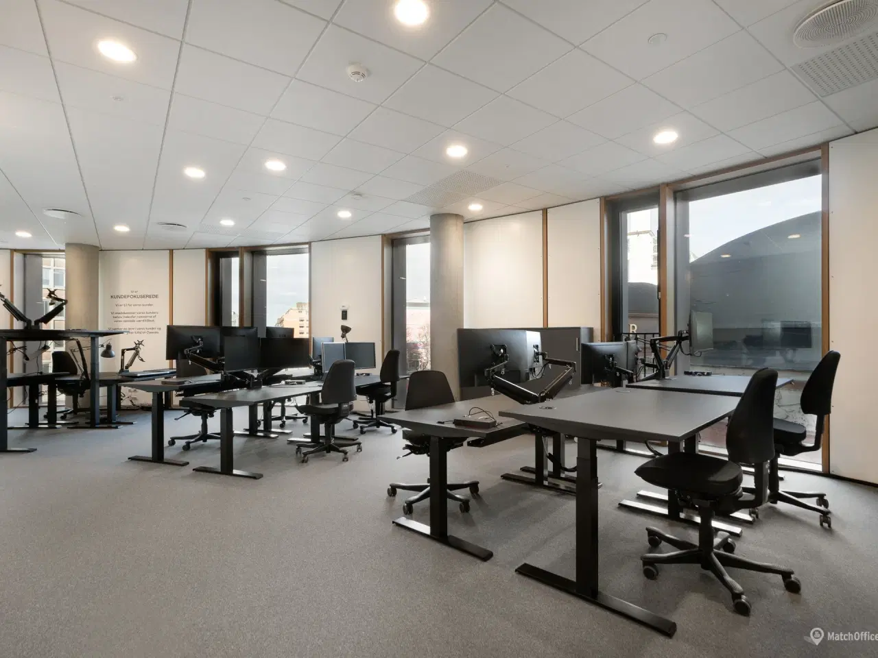 Billede 1 - Eksklusivt kontorlejemål i Axel Towers