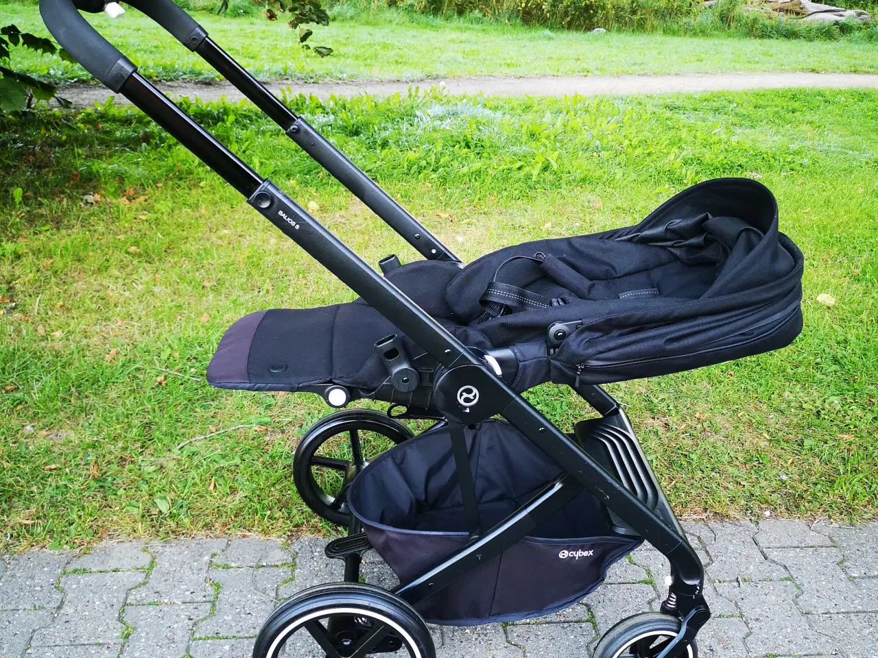 Billede 3 - Butik pris 4.100kr  Cybex Klapvogn