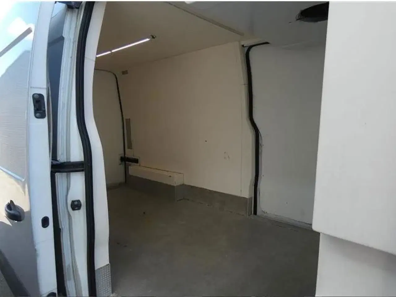 Billede 9 - Renault Master T35 KØLEBIL 2,3 DCI TwinTurbo start/stop RWD 165HK Van Man.