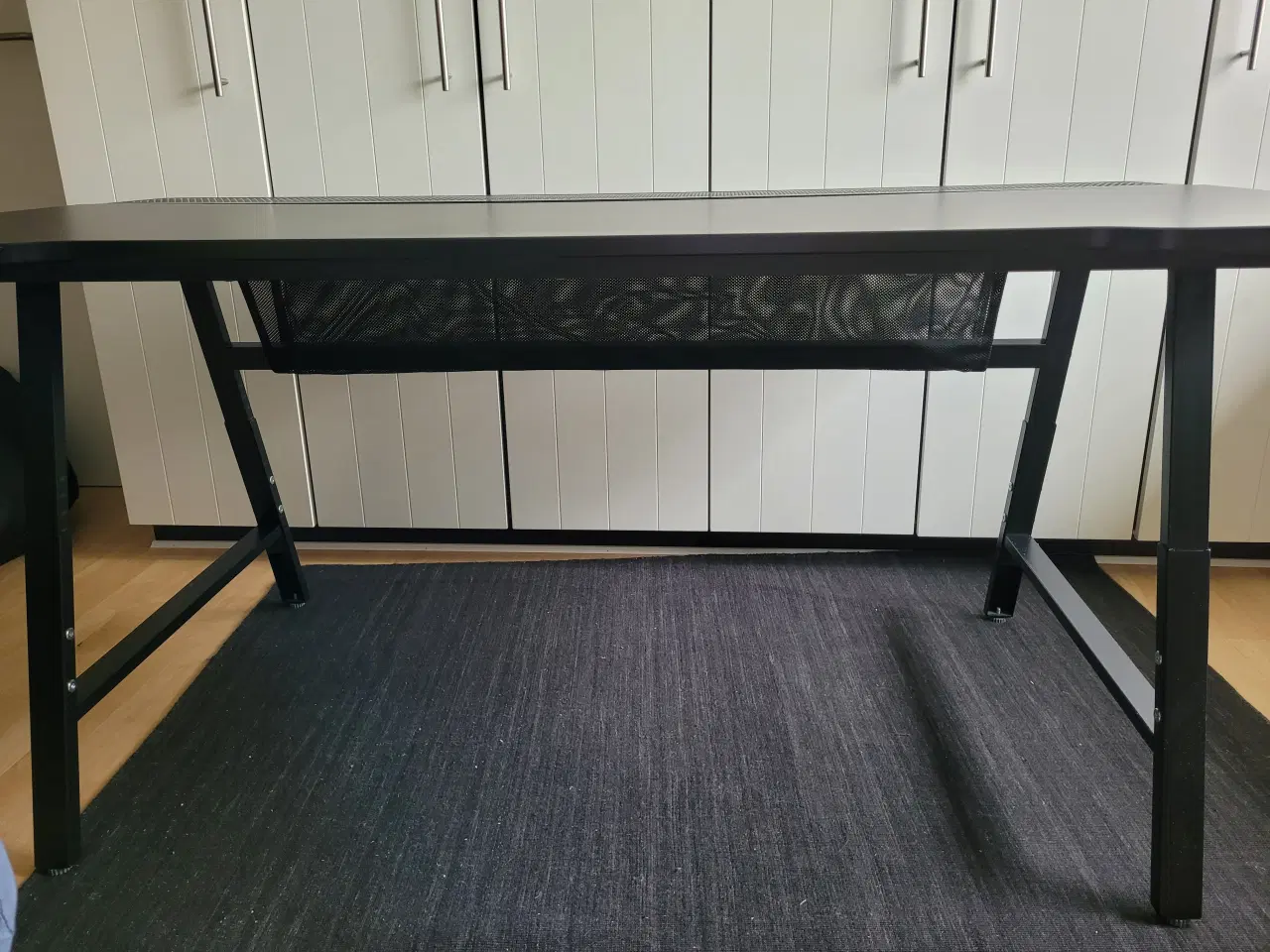 Billede 1 - Gamerbord mrk. Utespelare (Ikea)