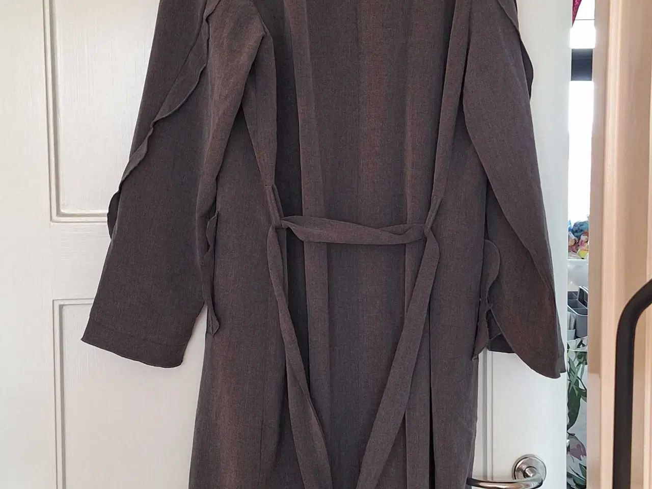 Billede 5 - Cream frakke str. 38