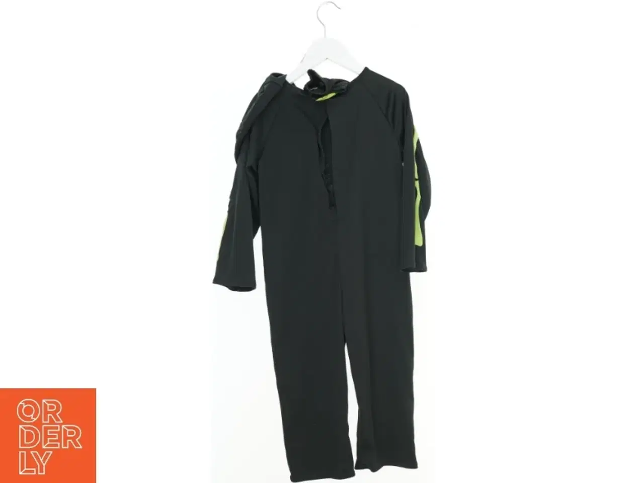 Billede 2 - Udklædning (str. 104 cm)