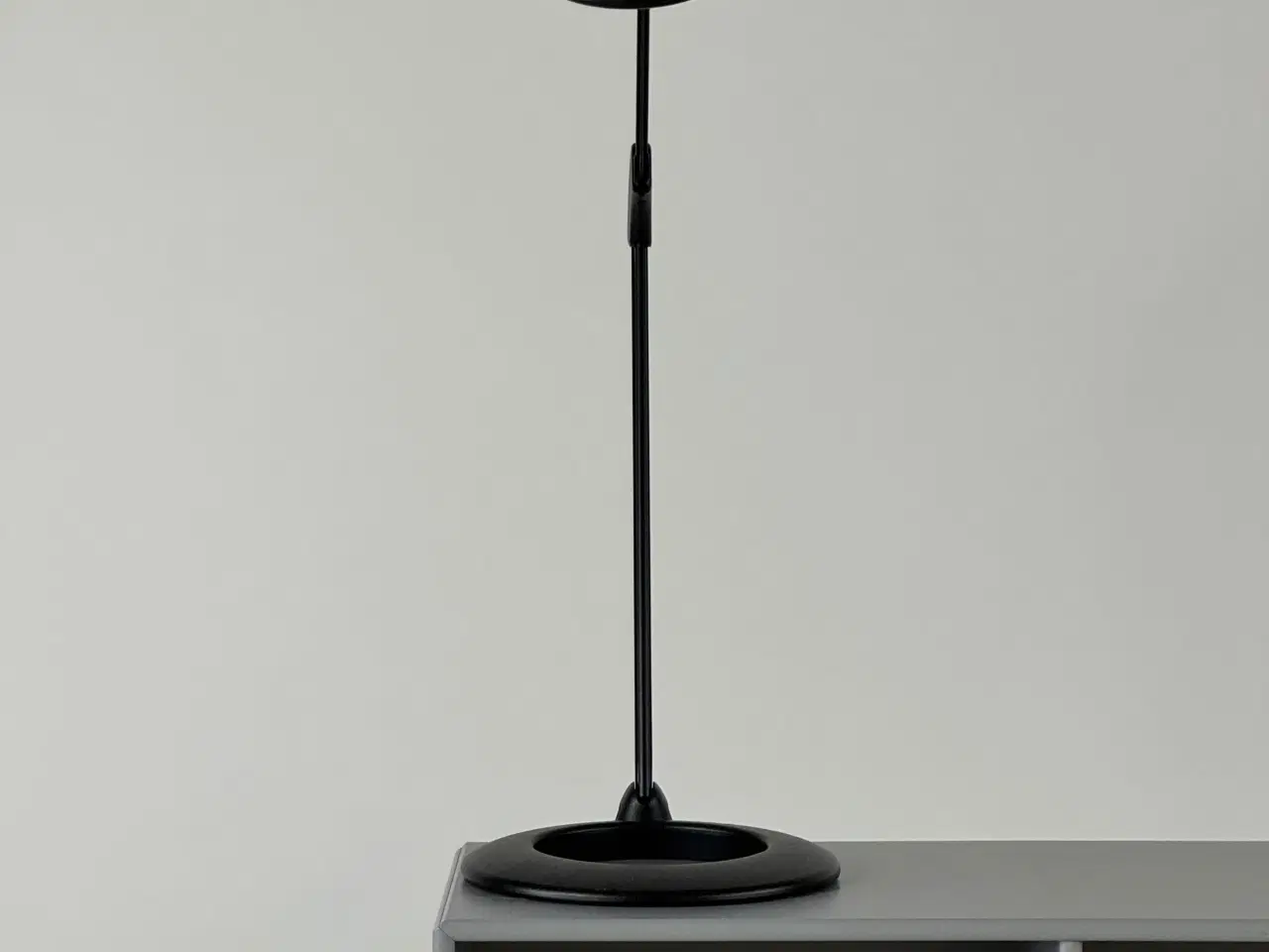 Billede 3 - Luxo Ovelo LED Bordlampe – Sort